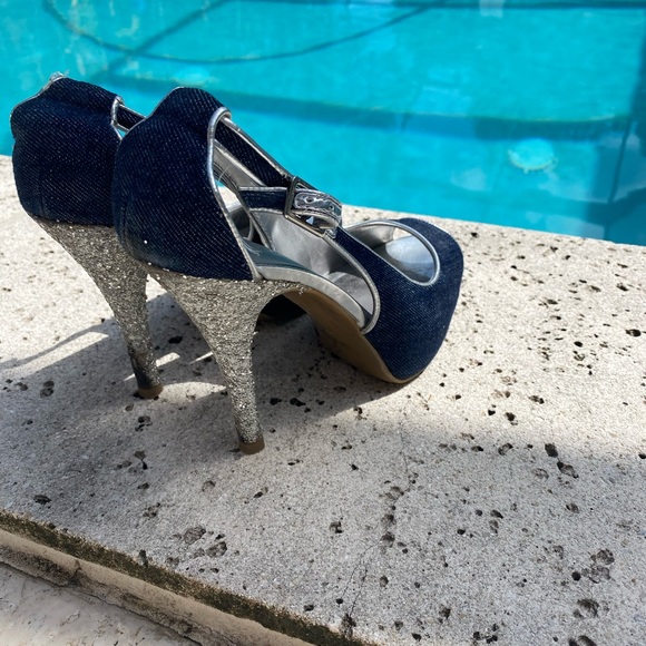 CK Heels - Picture 2 of 3